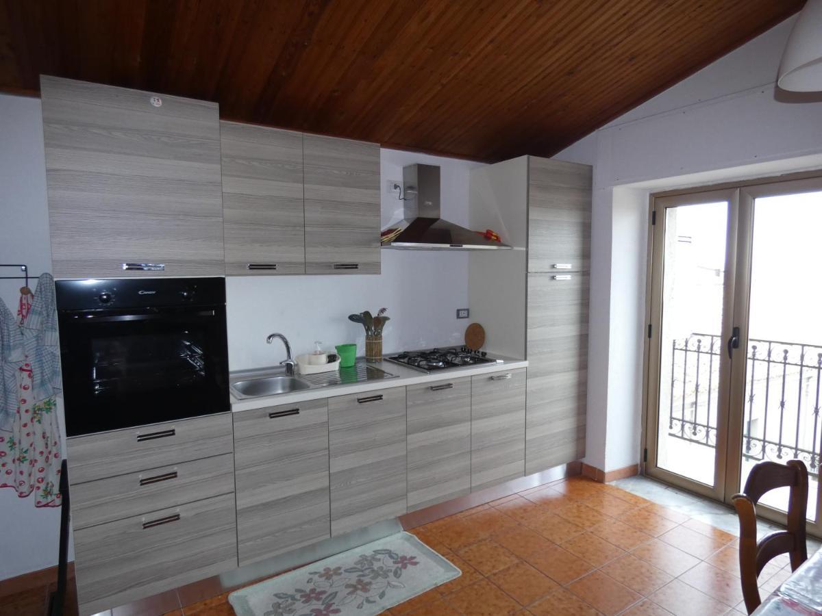 Апартаменты Holiday House Санто-Северина Экстерьер фото
